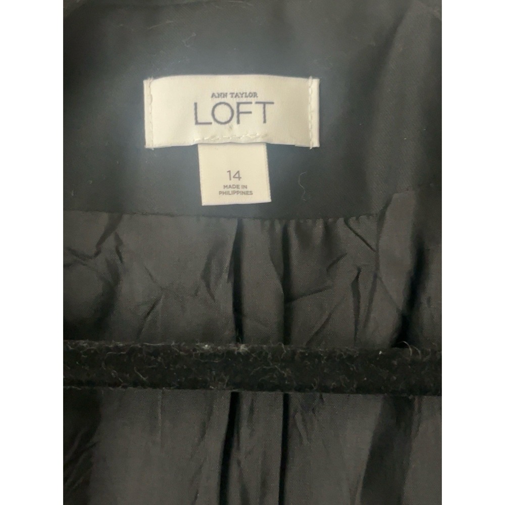 LOFT Black Cropped Double Breasted Blazer Size 14 Tailored Jacket - Picture 4 of 4